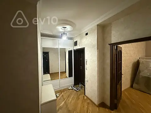 Kirayə verilir 2 otaqlı yeni tikili 97 m²