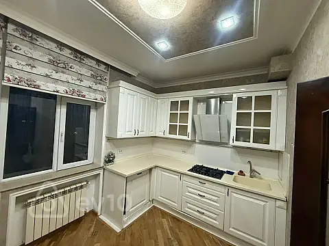 Kirayə verilir 2 otaqlı yeni tikili 97 m²