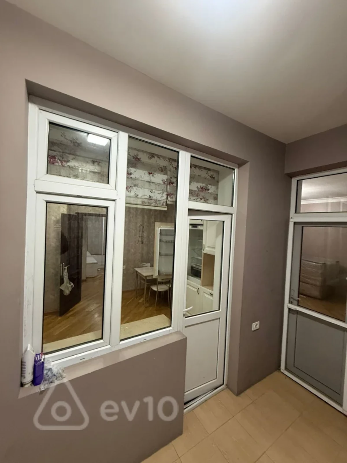 Kirayə verilir 2 otaqlı yeni tikili 97 m²