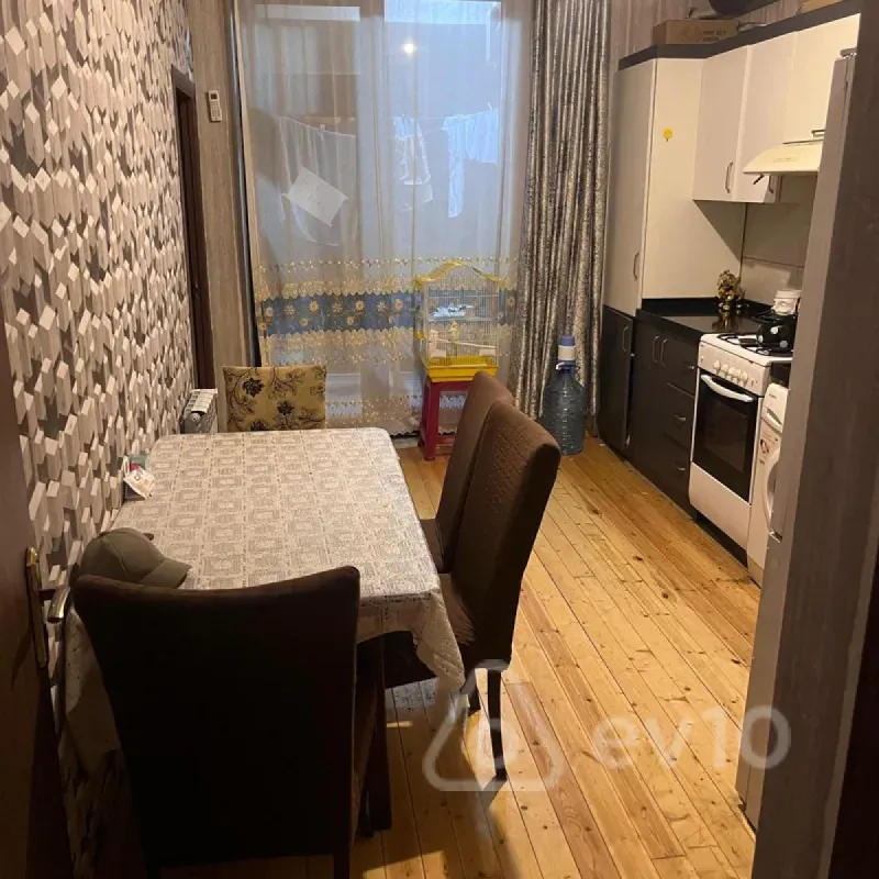 Kirayə verilir 2 otaqlı yeni tikili 70 m²