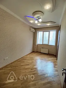 Satılır 2 otaqlı yeni tikili 64 m²