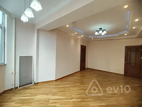 Satılır 2 otaqlı yeni tikili 64 m²