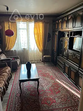 Satılır 3 otaqlı köhnə tikili 115 m²