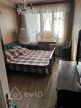 Satılır 3 otaqlı köhnə tikili 115 m²