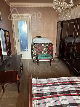 Satılır 3 otaqlı köhnə tikili 115 m²
