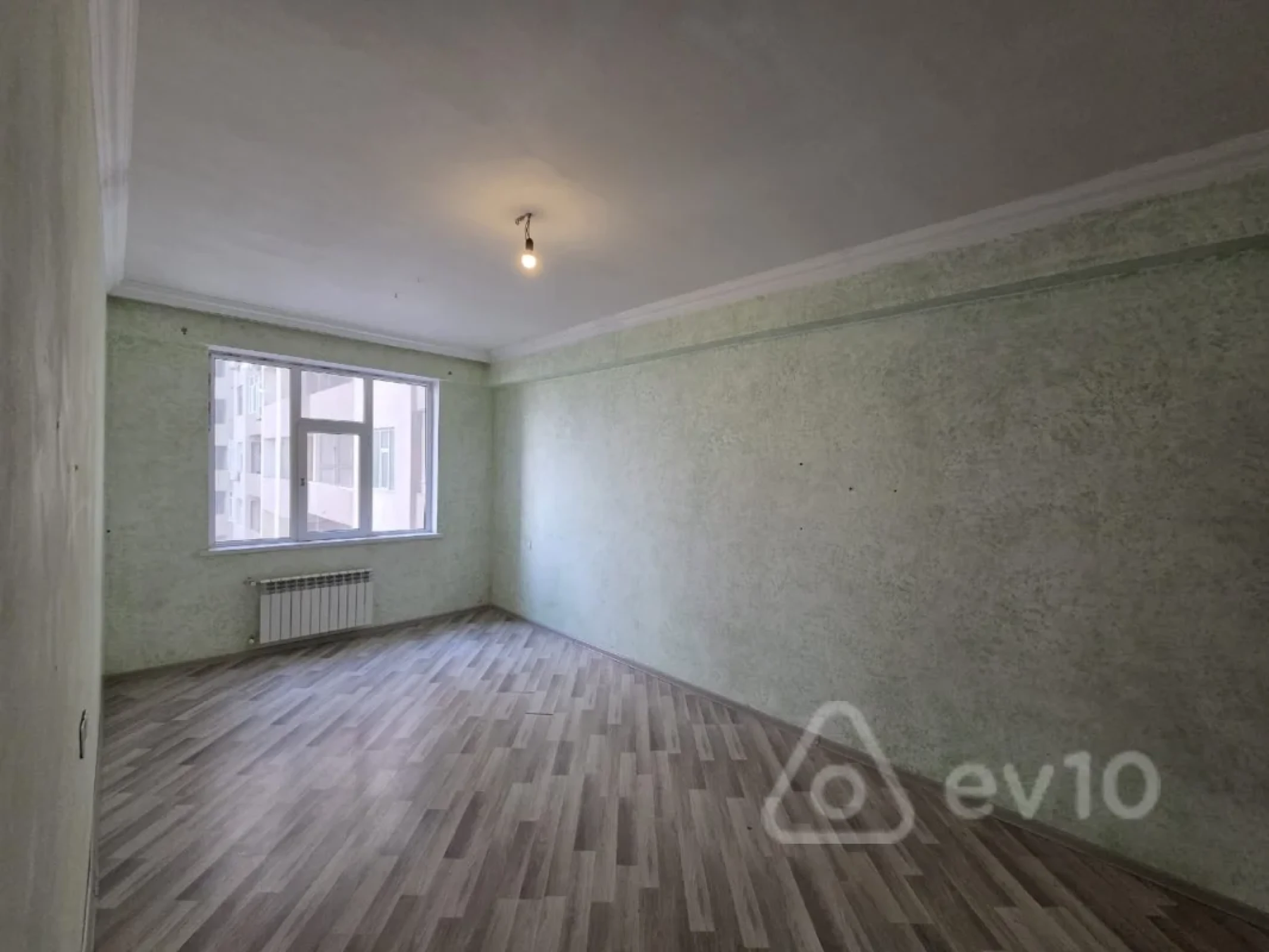 Satılır 2 otaqlı yeni tikili 90 m²