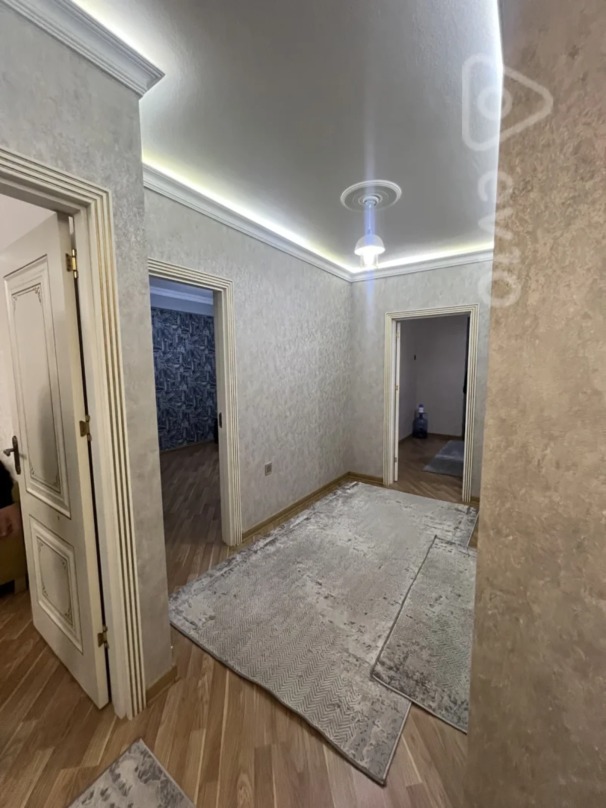 Kirayə verilir 3 otaqlı yeni tikili 85 m²