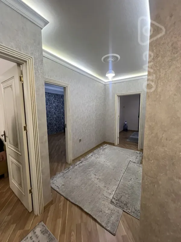 Kirayə verilir 3 otaqlı yeni tikili 85 m²