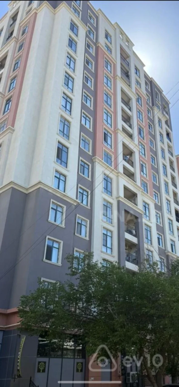 Satılır 3 otaqlı yeni tikili 76 m²