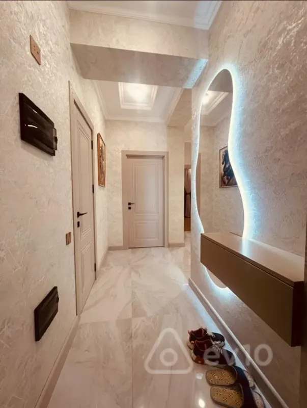 Satılır 3 otaqlı yeni tikili 76 m²