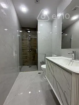 Satılır 3 otaqlı yeni tikili 85 m²