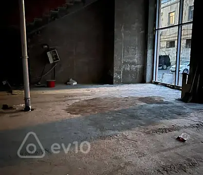 Satılır mənzil 104 m²