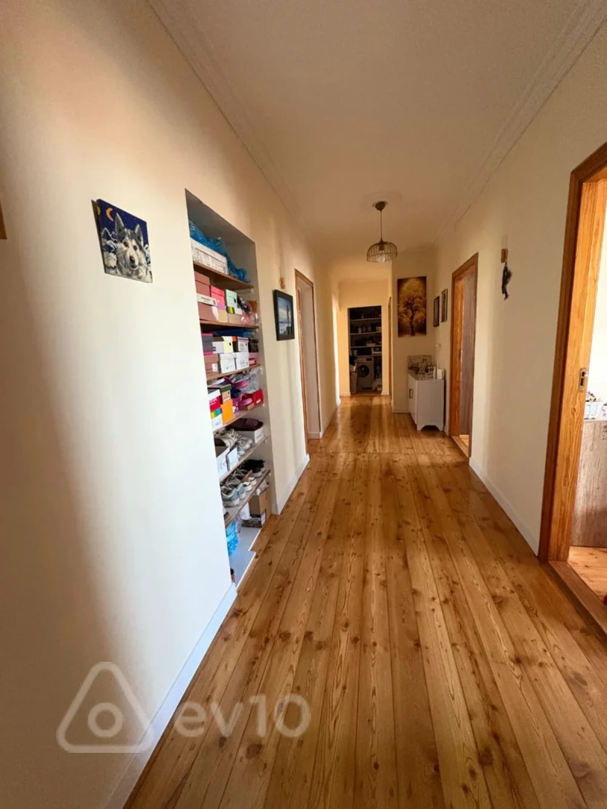 Satılır 4 otaqlı köhnə tikili 125 m²