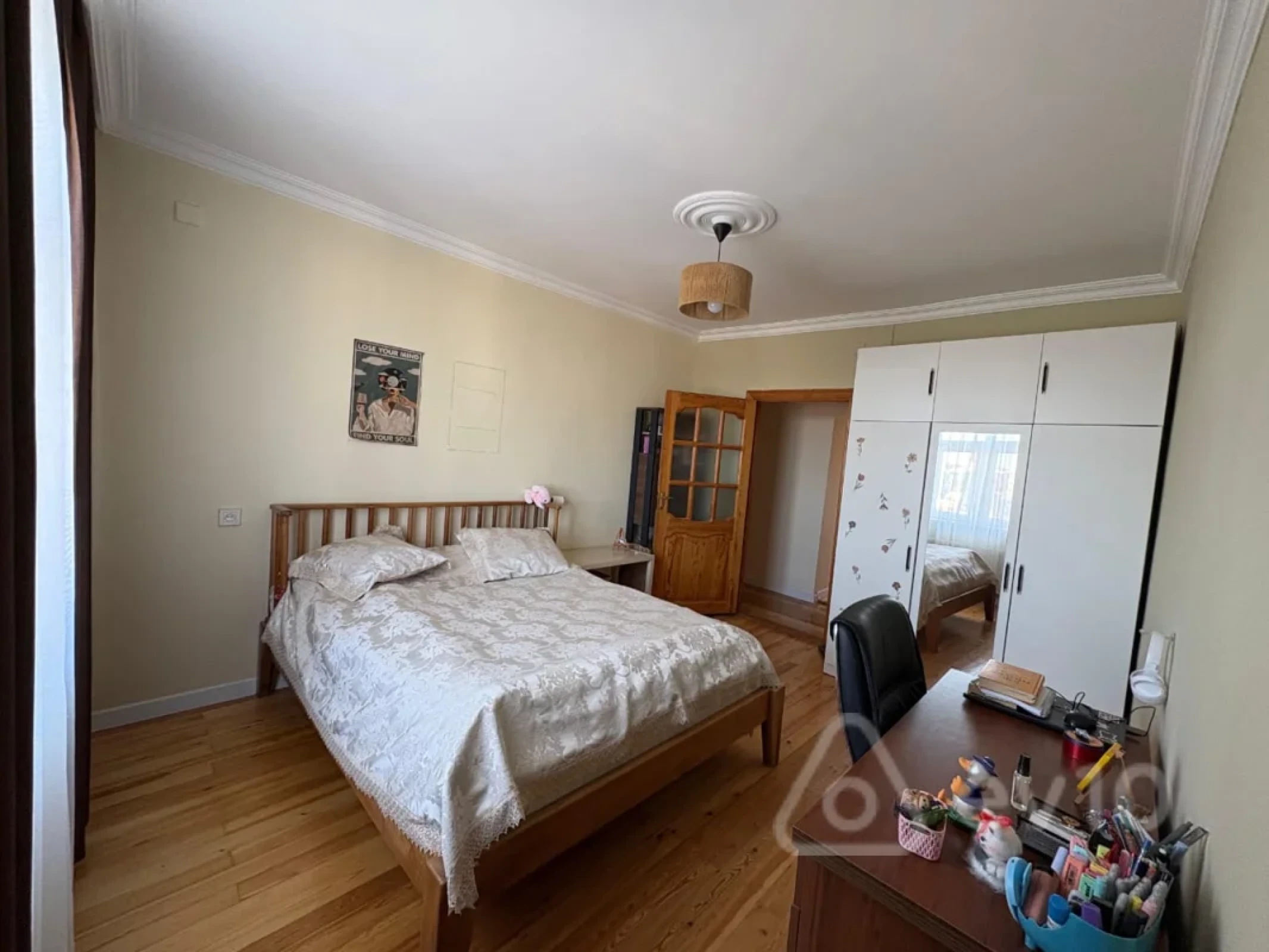 Satılır 4 otaqlı köhnə tikili 125 m²