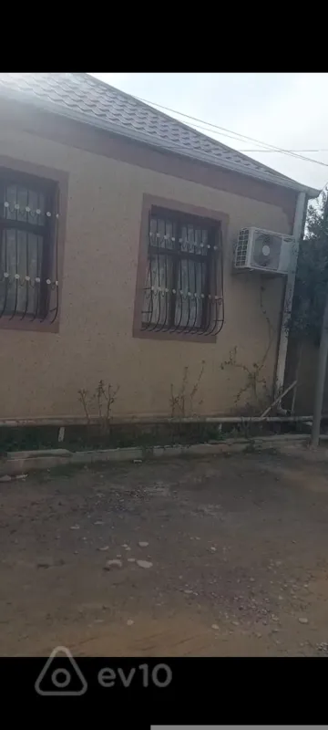 Satılır 3 otaqlı yeni tikili 100 m²