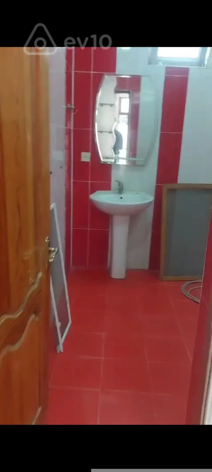 Satılır 3 otaqlı yeni tikili 100 m²