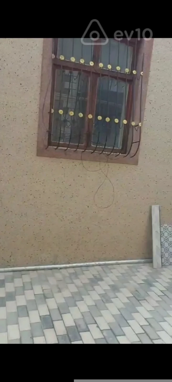 Satılır 3 otaqlı yeni tikili 100 m²