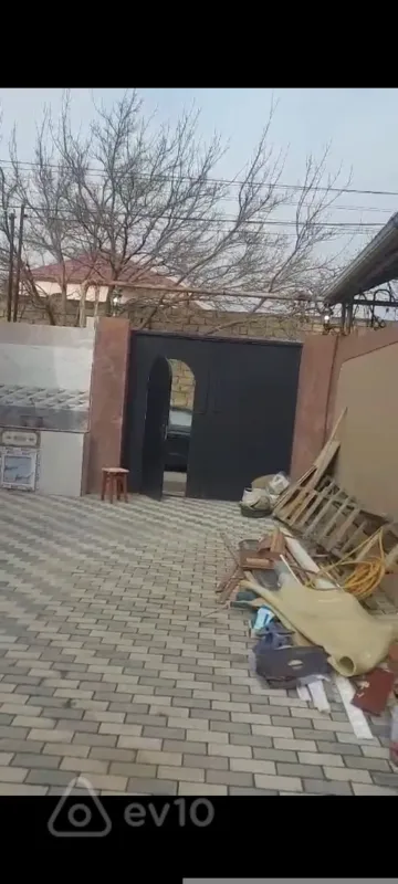 Satılır 3 otaqlı yeni tikili 100 m²