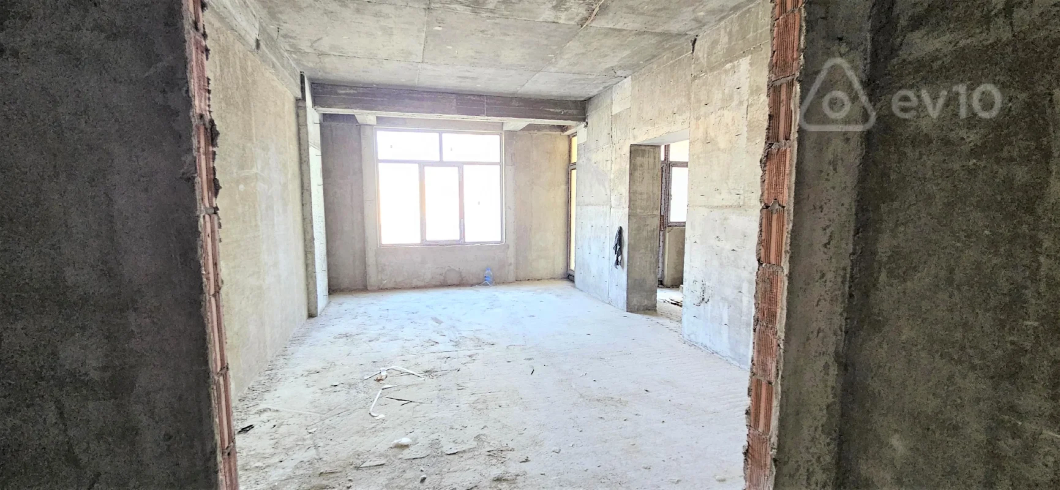 Satılır 3 otaqlı yeni tikili 153.8 m²