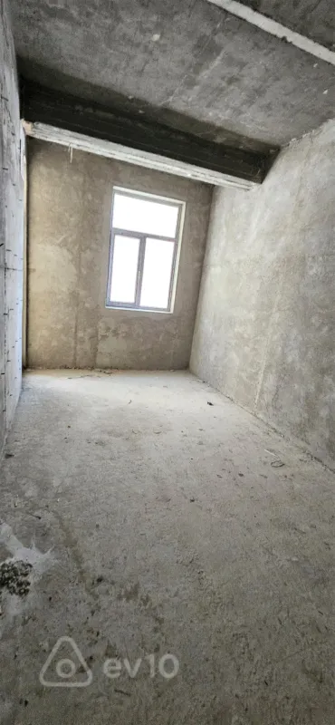 Satılır 3 otaqlı yeni tikili 153.8 m²