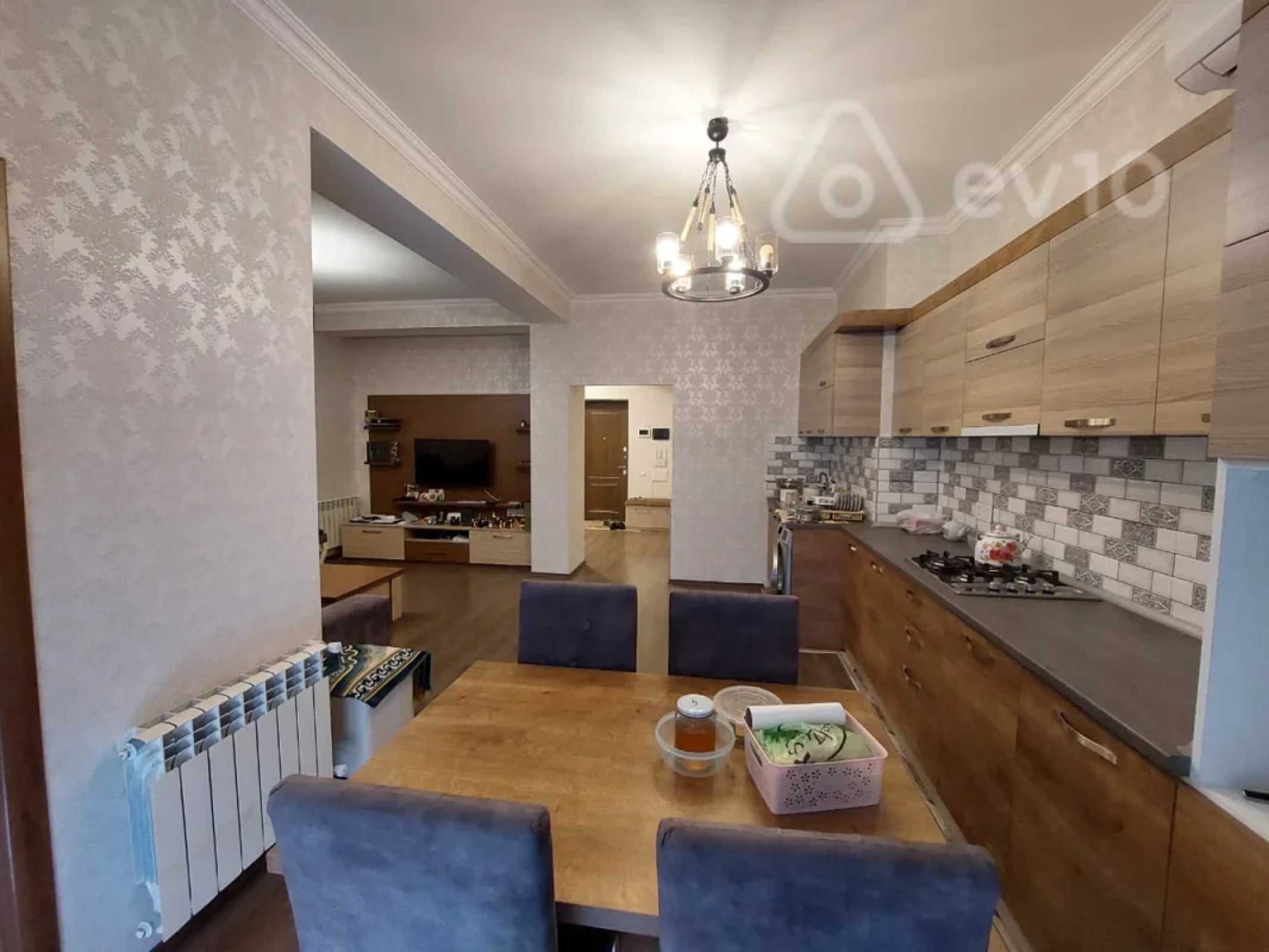 Kirayə verilir 2 otaqlı yeni tikili 68 m²