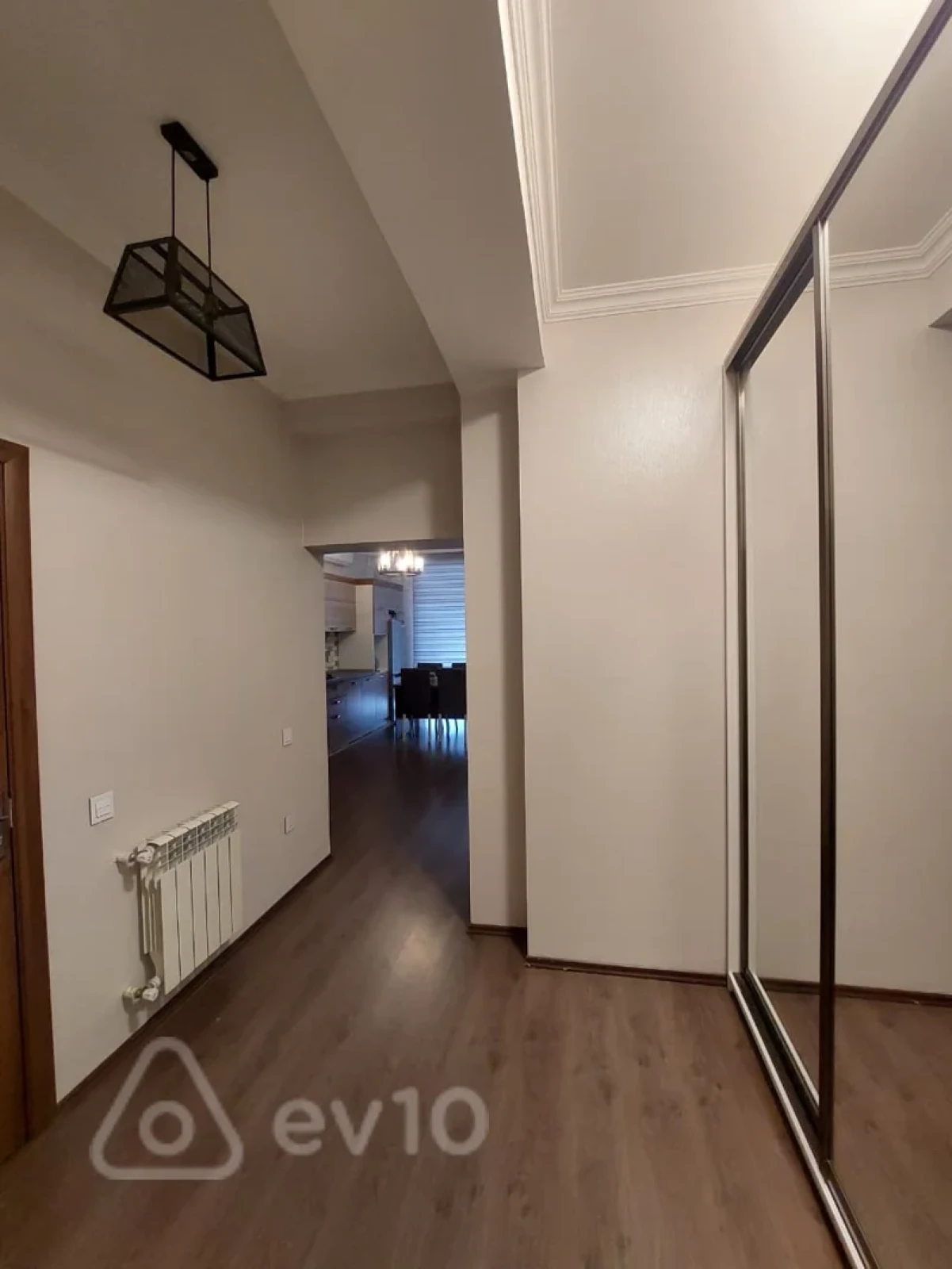 Kirayə verilir 2 otaqlı yeni tikili 68 m²