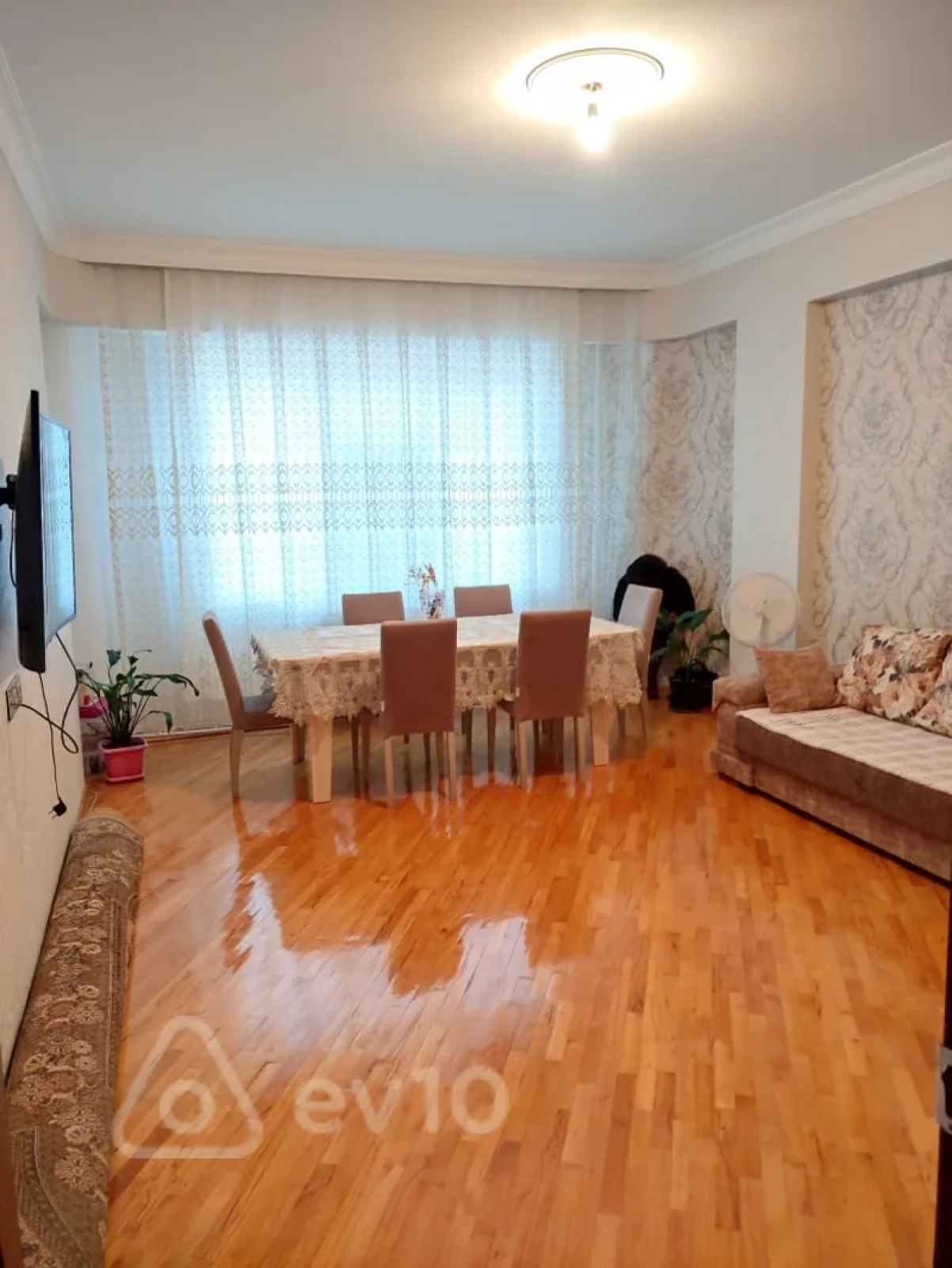 Satılır 2 otaqlı yeni tikili 90 m²