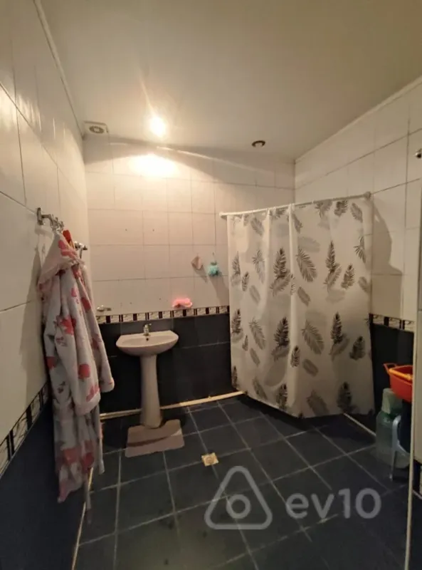 Satılır 2 otaqlı yeni tikili 90 m²