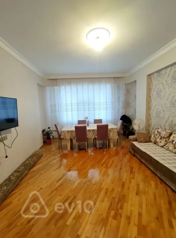 Satılır 2 otaqlı yeni tikili 90 m²