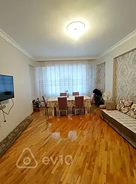 Satılır 2 otaqlı yeni tikili 90 m²