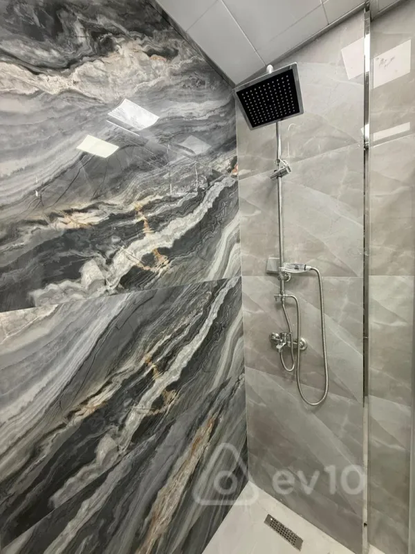 Kirayə verilir 2 otaqlı yeni tikili 50 m²