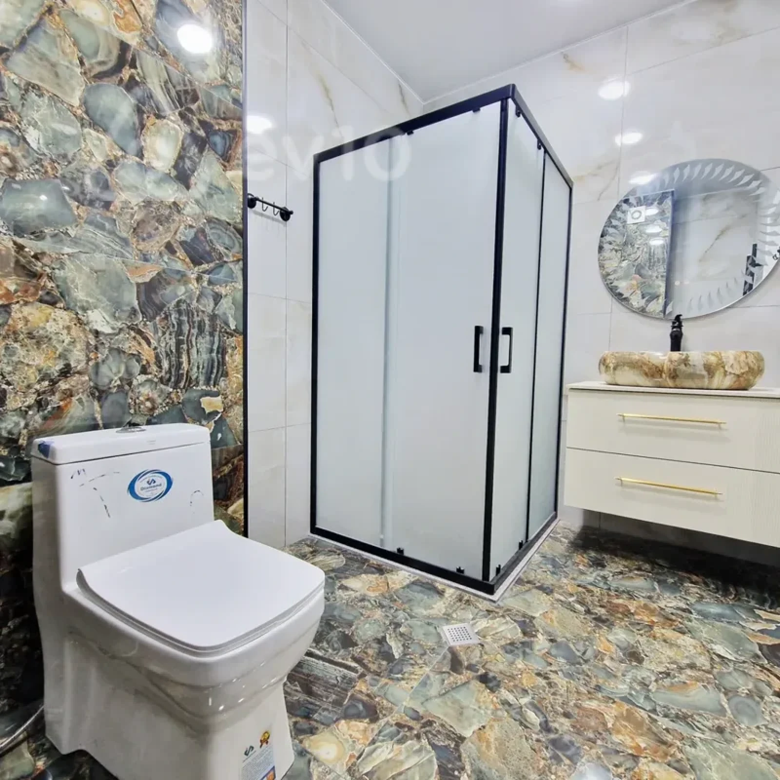 Kirayə verilir 2 otaqlı yeni tikili 82 m²