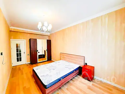 Kirayə verilir 2 otaqlı yeni tikili 82 m²