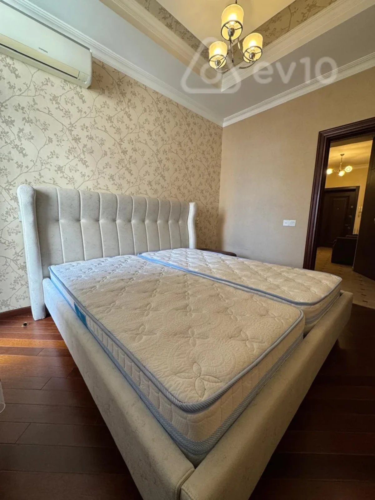 Kirayə verilir 3 otaqlı yeni tikili 120 m²