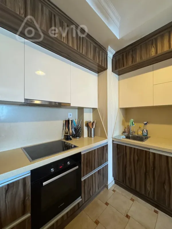 Kirayə verilir 3 otaqlı yeni tikili 120 m²