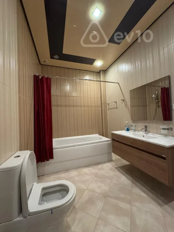 Kirayə verilir 3 otaqlı yeni tikili 120 m²