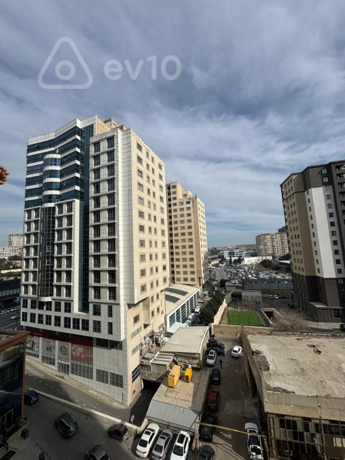 Kirayə verilir 3 otaqlı yeni tikili 120 m²