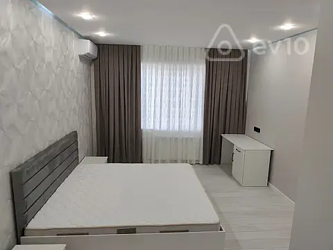 Kirayə verilir 3 otaqlı köhnə tikili 80 m²