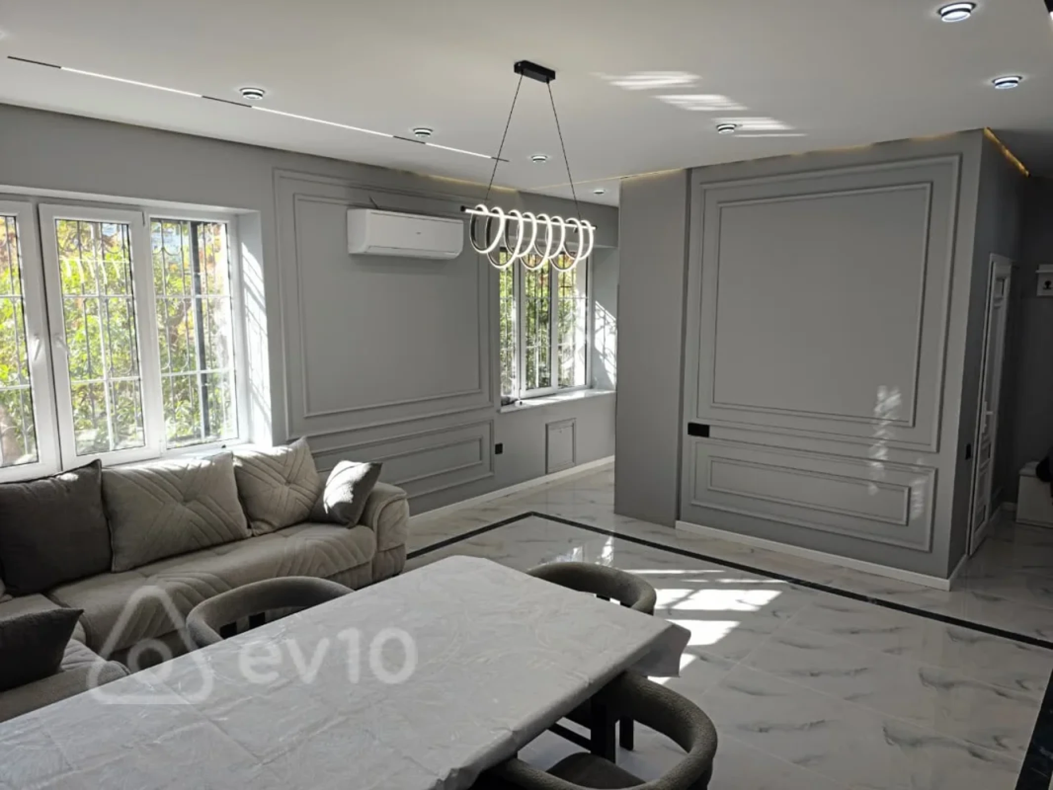 Kirayə verilir 3 otaqlı köhnə tikili 80 m²