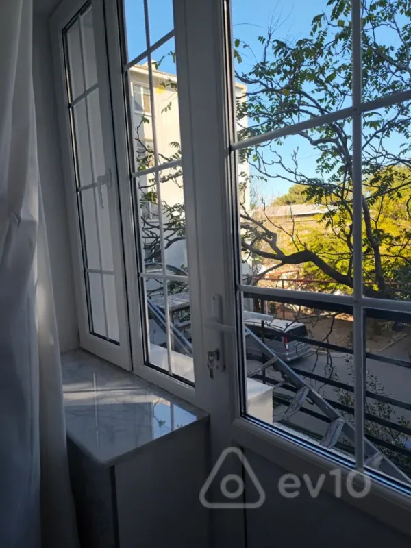 Kirayə verilir 3 otaqlı köhnə tikili 80 m²