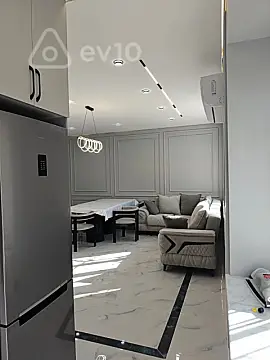 Kirayə verilir 3 otaqlı köhnə tikili 80 m²