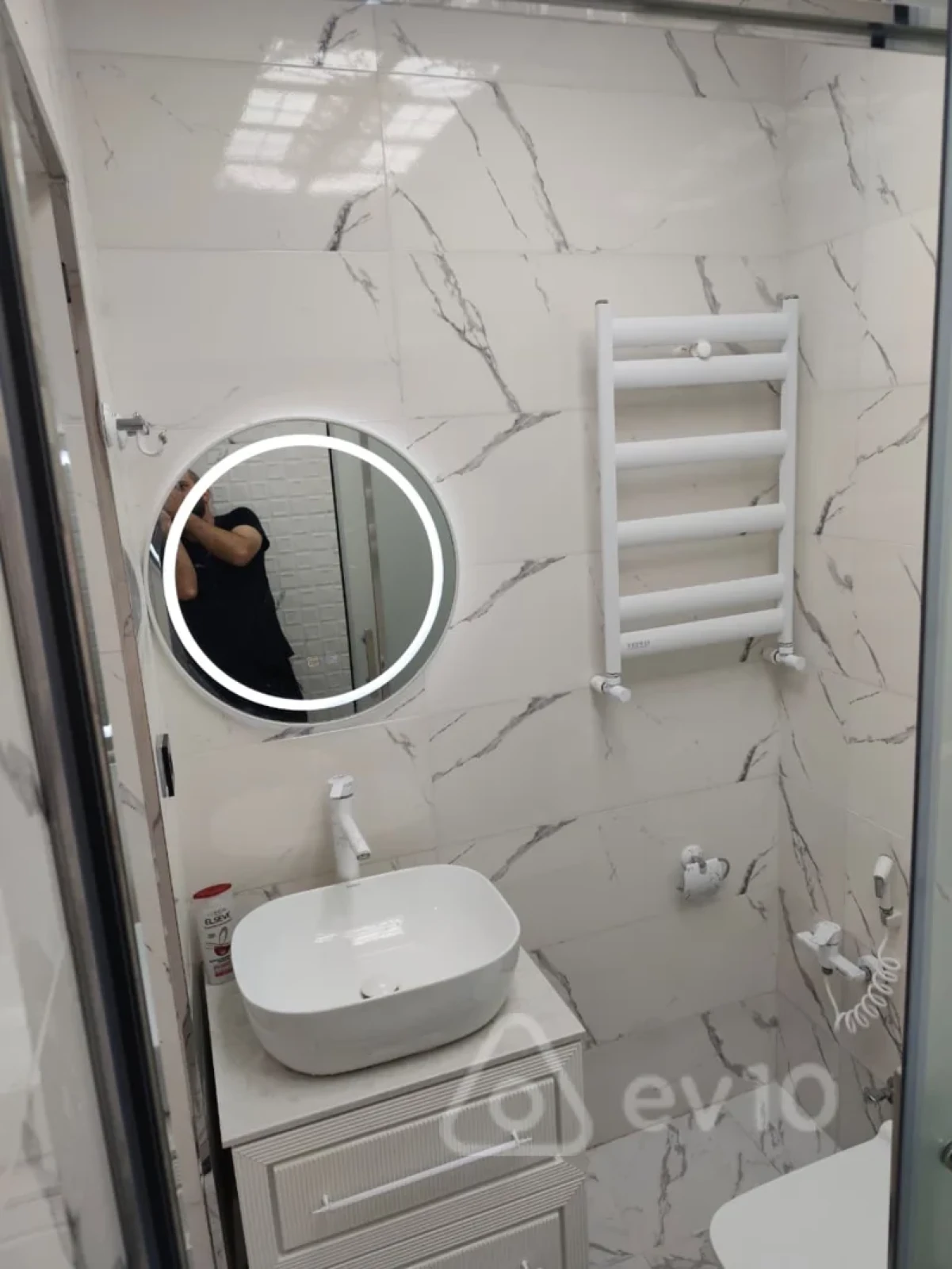 Kirayə verilir 3 otaqlı köhnə tikili 80 m²