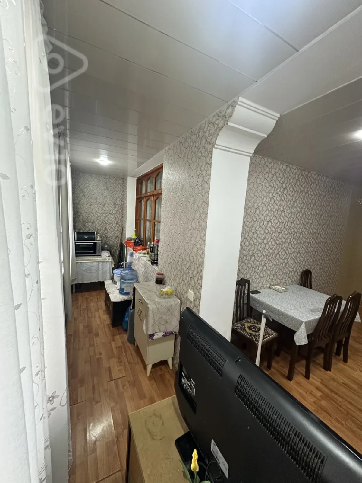 Satılır 4 otaqlı köhnə tikili 100 m²