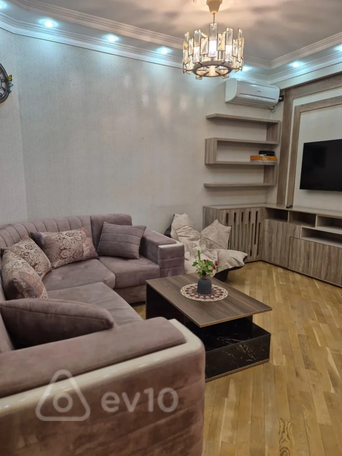 Kirayə verilir 3 otaqlı yeni tikili 110 m²