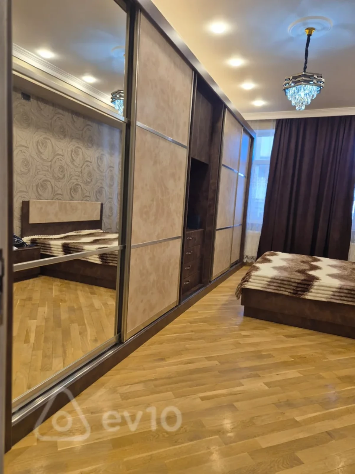Kirayə verilir 3 otaqlı yeni tikili 110 m²