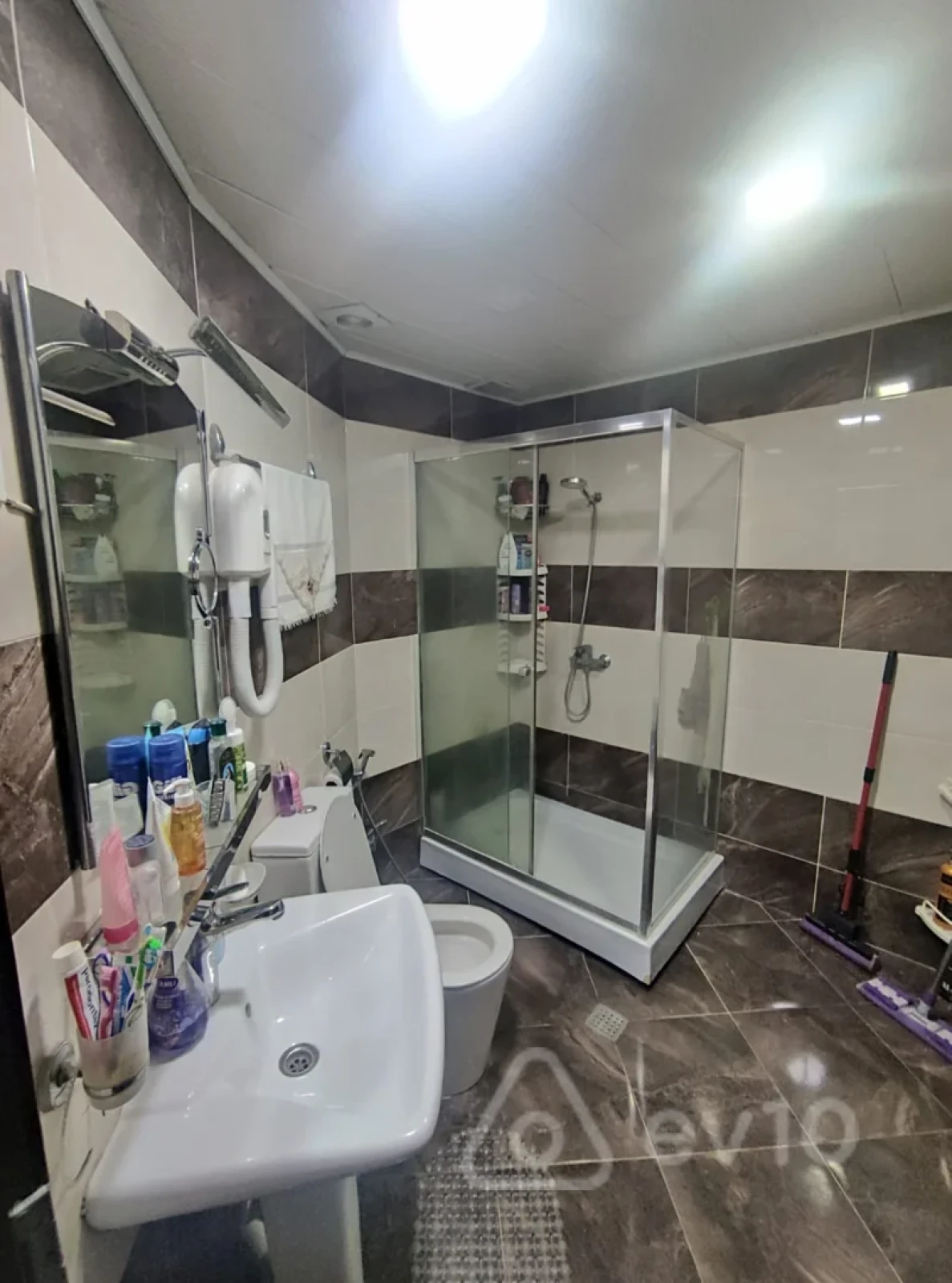 Satılır 2 otaqlı yeni tikili 95 m²