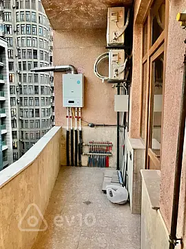 Kirayə verilir 3 otaqlı yeni tikili 150 m²
