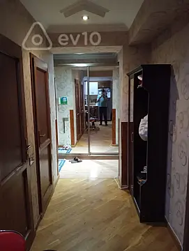 Satılır 3 otaqlı yeni tikili 110 m²