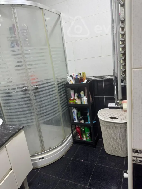 Satılır 3 otaqlı yeni tikili 105 m²