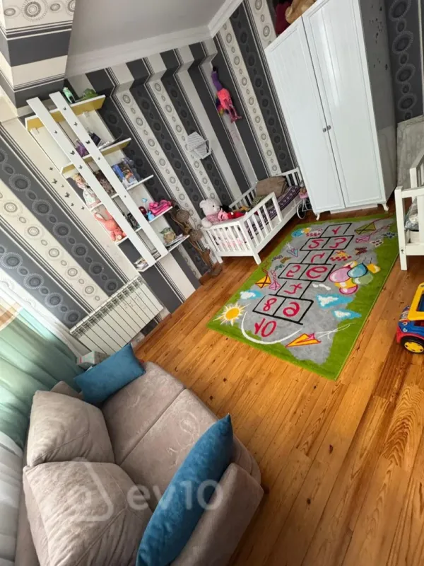 Satılır 3 otaqlı yeni tikili 105 m²